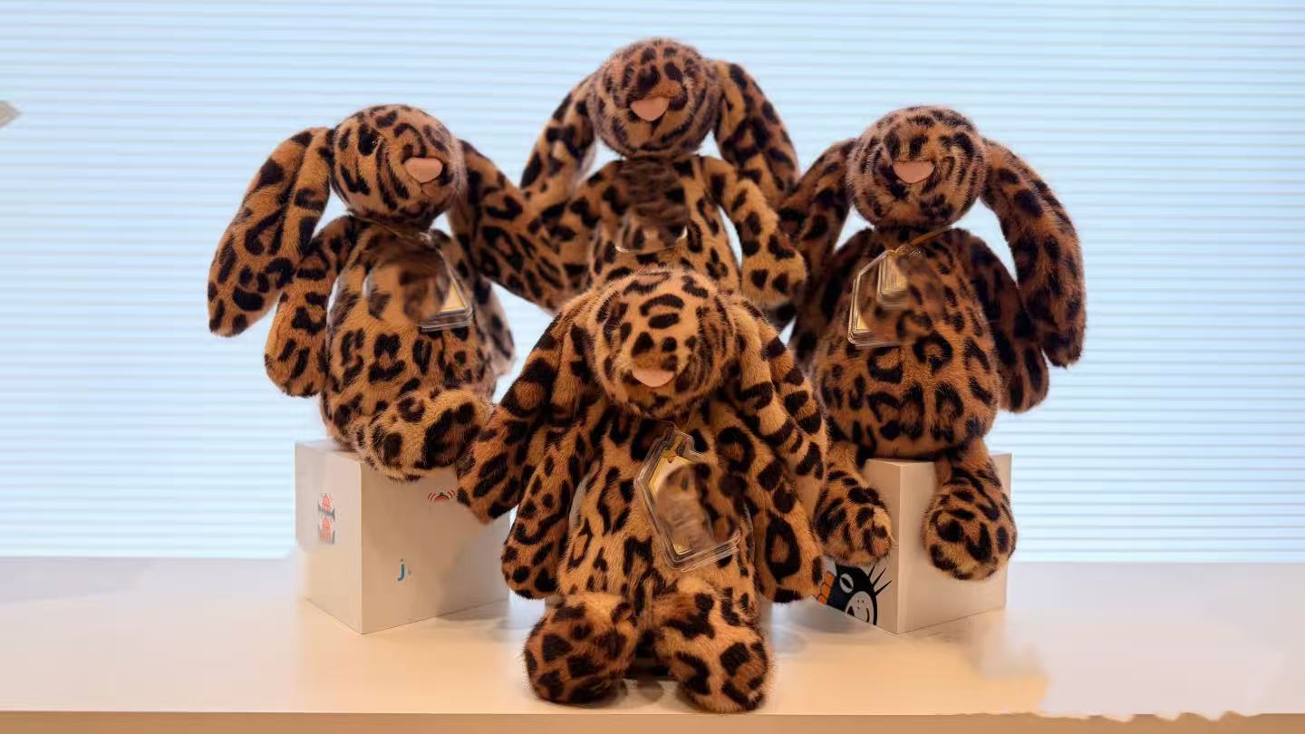 J,C Bashful Cat Plush Toy Supe - đánh giá và giá Soft Plush Doll